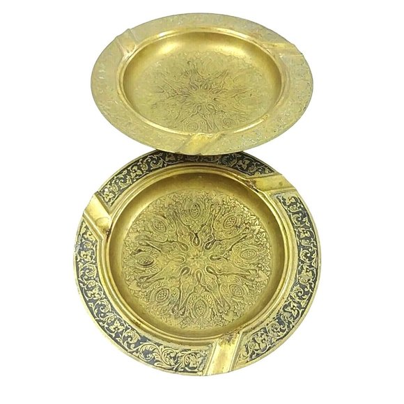 Brass Ashtrays with Tooled Embossed Raised Relief Floral Pattern Vintage - Picture 1 of 8
